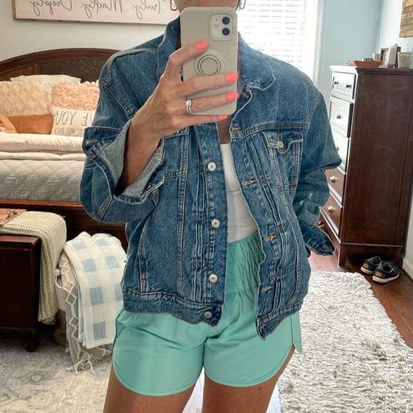Old Navy Oversized Jean Jacket Size XL - Picture 3 of 8